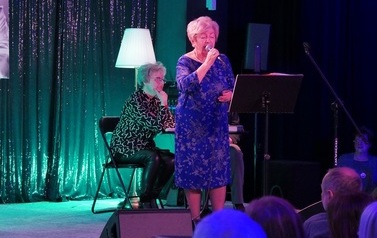Recital "Kalinowe serce" w wykonaniu Bożeny Jagielskiej (26 stycznia 2023) 5