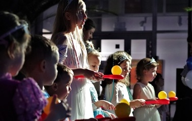Bal kostiumowy dla dzieci "Elsa i przyjaciele" 