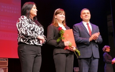 Uroczystość wręczenia nagr&oacute;d kulturalnych (21 marca 2023) 28