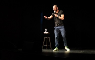 Piotr Zola Szulowski Standup (12 maja 2023) 10