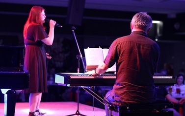 Koncert SUPERMENKA w wykonaniu Antoniny Nowosadzkiej, Mileny Kowalczyk i Michaliny Ryciak (16 maja 2023) 5
