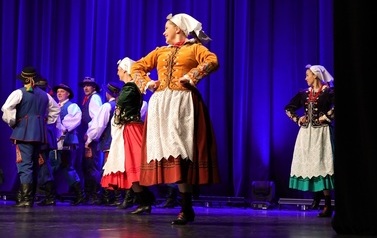 Gala Jubileuszowa 70-lecia Zespołu Pieśni i Tańca "Powiśle" im. Kazimiery Walczak "Mamci" (27 maja 2023) 32