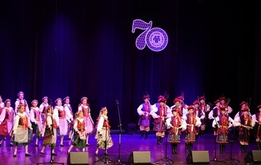 Gala Jubileuszowa 70-lecia Zespołu Pieśni i Tańca "Powiśle" im. Kazimiery Walczak "Mamci" (27 maja 2023) 33