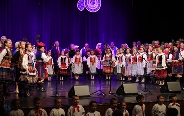 Gala Jubileuszowa 70-lecia Zespołu Pieśni i Tańca "Powiśle" im. Kazimiery Walczak "Mamci" (27 maja 2023) 43