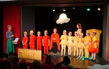 Teatrzyk Pinezka - "Na Podw&oacute;rzu" i inscenizacje w wykonaniu Teatru Agrafka (17 czerwca 2023) 14
