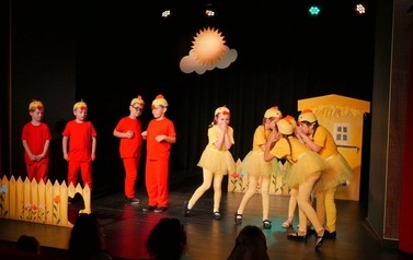 Teatrzyk Pinezka - "Na Podw&oacute;rzu" i inscenizacje w wykonaniu Teatru Agrafka (17 czerwca 2023) 25