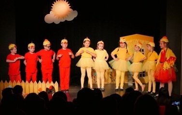Teatrzyk Pinezka - "Na Podw&oacute;rzu" i inscenizacje w wykonaniu Teatru Agrafka (17 czerwca 2023) 29