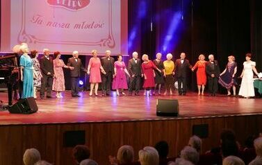 "Ta nasza młodość" - spektakl Teatru RETRO (3 października 2023) 1