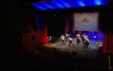 "Ta nasza młodość" - spektakl Teatru RETRO (3 października 2023) 11