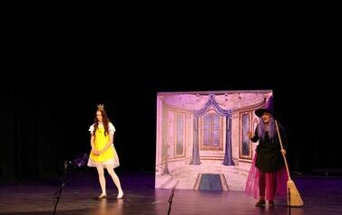 Teatr Kurtyna - "Szewczyk Dratewka" (6 grudnia 2023) 35