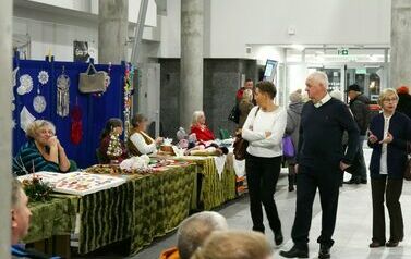 Kiermasz Bożonarodzeniowy Klubu Tw&oacute;rc&oacute;w Ludowych (15-17 grudnia 2023) 4