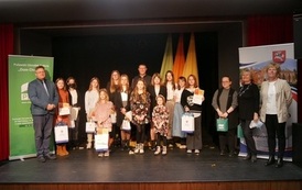 Eliminacje powiatowe do 25. Jesiennego Konkursu Recytatorskiego "Śmiechem-żartem" (15 listopada 2021)