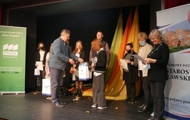 Eliminacje powiatowe do 25. Jesiennego Konkursu Recytatorskiego "Śmiechem-żartem" (15 listopada 2021)