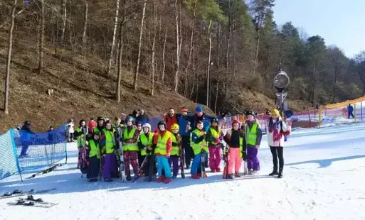 Zdjęcie do Warsztaty narciarskie na stoku w Kazimierzu Dolnym